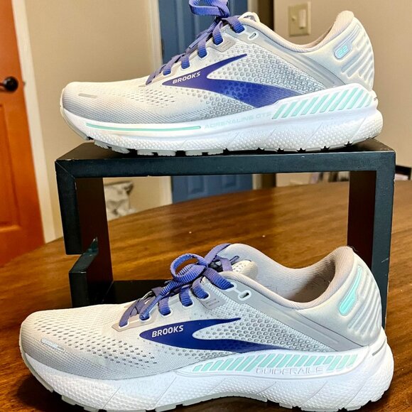 Brooks Adrenaline GTS 22 Women's Running Shoes Grey/White/Purple Colorway Size 8 - Picture 3 of 6